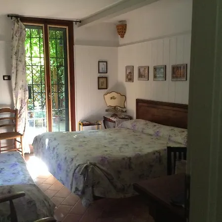 La Castagnina Bed & Breakfast